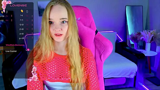 Shawty Mia online show from 03-21-26, 01:04