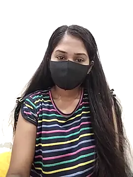 Green LaDY66 online show from 11-10-25, 08:52