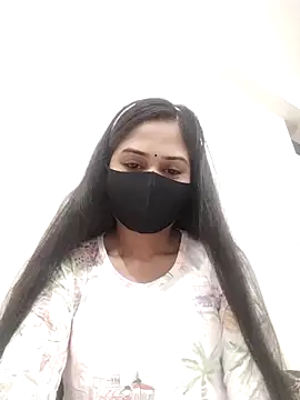 Green LaDY66 online show from 11-26-25, 10:26