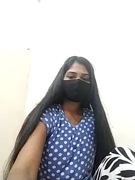 Green LaDY66 online show from 11-12-25, 04:05