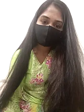 Green LaDY66 online show from 11-12-25, 04:11