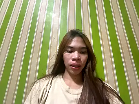 kierra fox online show from 12-05-25, 02:15