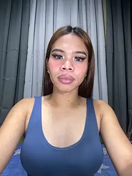 kierra fox online show from 11-10-25, 05:51