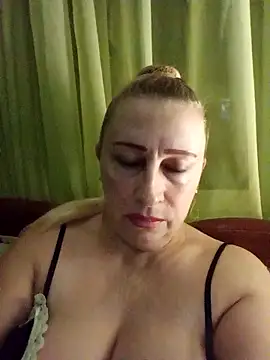 Esenia505 online show from 11-16-25, 03:33