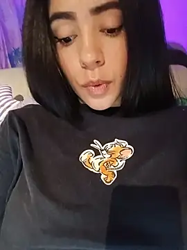 Sara-215 online show from 04-28-26, 05:45