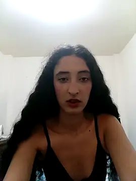 Emmawuaker online show from 11-09-25, 06:06