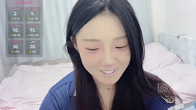 Snapshot of zhnlky chatting on 11-02-25, 01:16 zhnlky online show from 11-02-25, 01:16