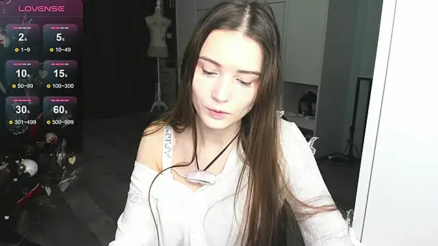 Hana Flo  online show from 01-09-26, 02:46