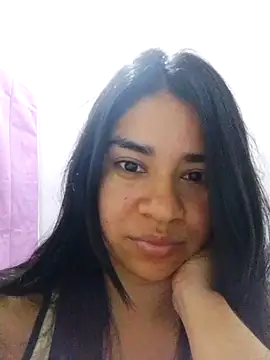 Snapshot of AlayaMore chatting on 11-01-25, 02:29 AlayaMore online show from 11-01-25, 02:29