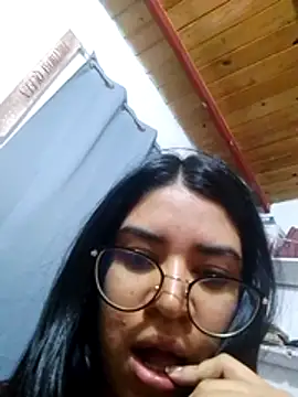 Snapshot of AlayaMore chatting on 11-02-25, 03:22 AlayaMore online show from 11-02-25, 03:22