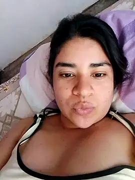 Snapshot of AlayaMore chatting on 11-01-25, 02:55 AlayaMore online show from 11-01-25, 02:55