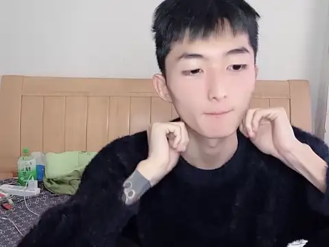 N228 online show from 10-31-25, 07:49