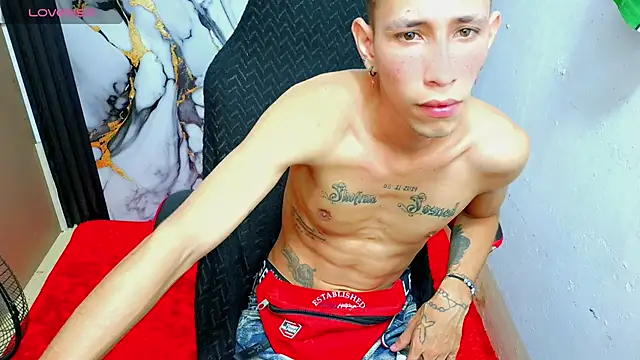 The latin boy online show from 01-15-26, 02:48