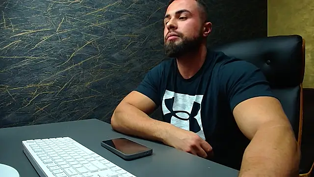 HayesWood online show from 11-11-25, 06:08