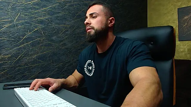 HayesWood online show from 11-14-25, 05:44