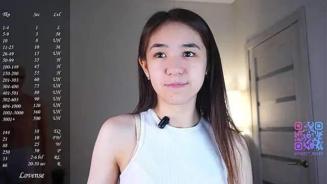 Snapshot of KiraAbling chatting on 11-25-25, 05:30 KiraAbling online show from 11-25-25, 05:30