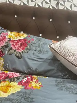 Snapshot of Heena_Sharma982 chatting on 02-10-26, 06:51 Heena Sharma982 online show from 02-10-26, 06:51