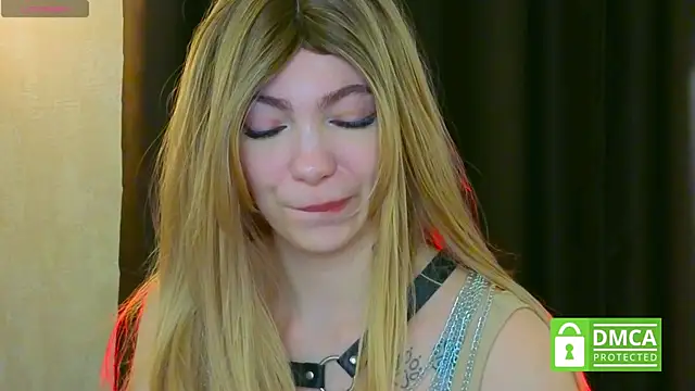 Snapshot of sophiaxoxo chatting on 10-29-25, 10:14 sophiaxoxo online show from 10-29-25, 10:14