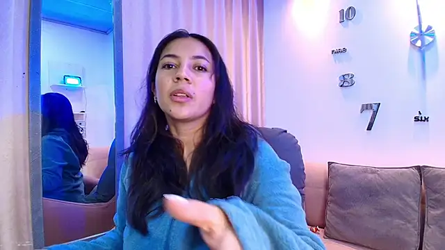 KamyGlam online show from 01-16-26, 08:02