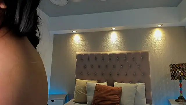 KamyGlam online show from 04-16-26, 08:20