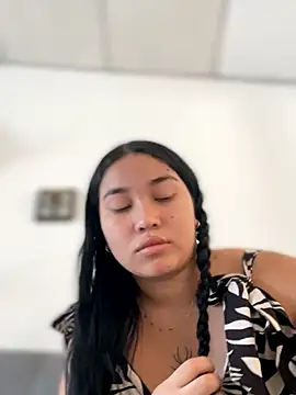 Vickybon online show from 11-29-25, 01:22