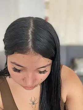 Vickybon online show from 11-28-25, 03:01