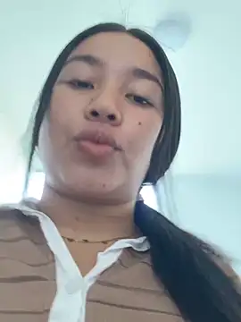 Vickybon online show from 12-19-25, 02:41