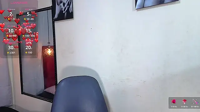 Snapshot of Flor_Gil chatting on 03-18-26, 03:31 Flor Gil online show from 03-18-26, 03:31