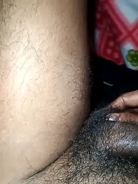 Snapshot of Your_hubby0 chatting on 11-26-25, 06:30 Your hubby0 online show from 11-26-25, 06:30