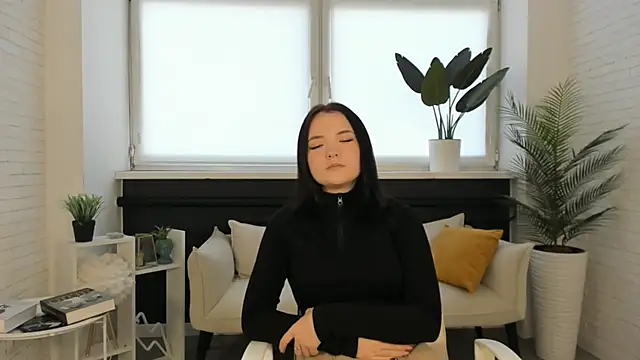 KareyEllen online show from 10-30-25, 07:39