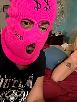 ladypink danny online show from 11-14-25, 11:08