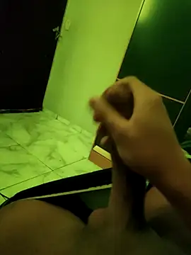 Snapshot of secretnovin7 chatting on 11-15-25, 11:53 secretnovin7 online show from 11-15-25, 11:53