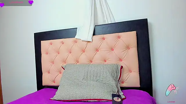 Anny4uTs online show from 11-03-25, 01:26