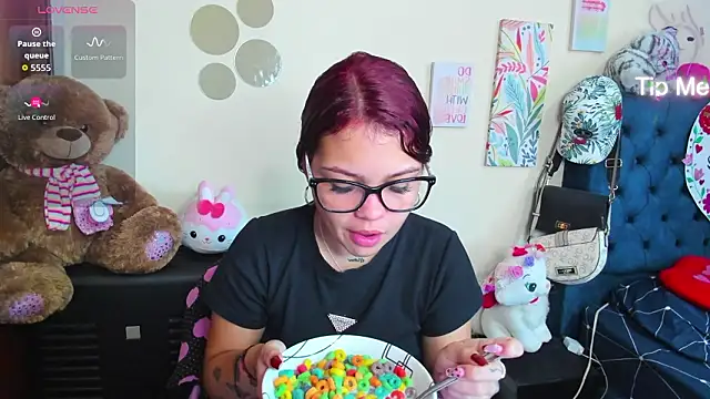 Emma boo online show from 02-10-26, 03:00