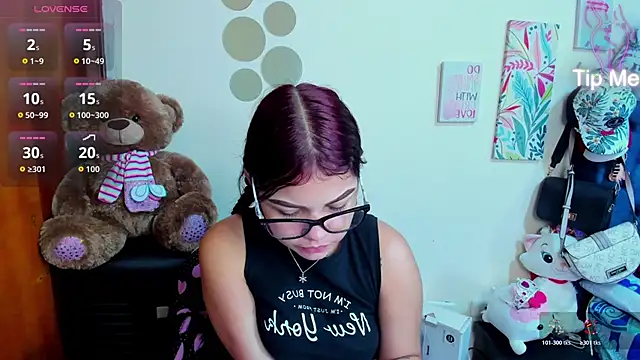 Emma boo online show from 12-22-25, 02:50