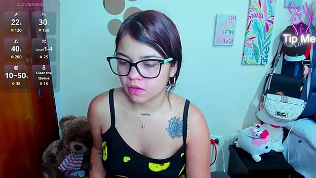 Emma boo online show from 12-02-25, 04:09