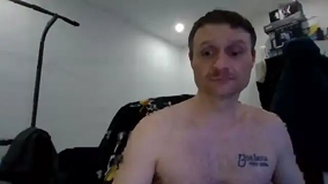 Snapshot of Caliguy36 chatting on 04-03-26, 03:57 Caliguy36 online show from 04-03-26, 03:57