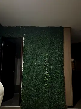 Moon And Sunn online show from 12-04-25, 02:21