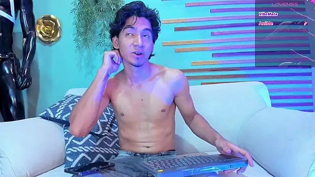 kane del toro online show from 11-18-25, 02:53