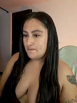 Amelia08 online show from 12-15-25, 08:14