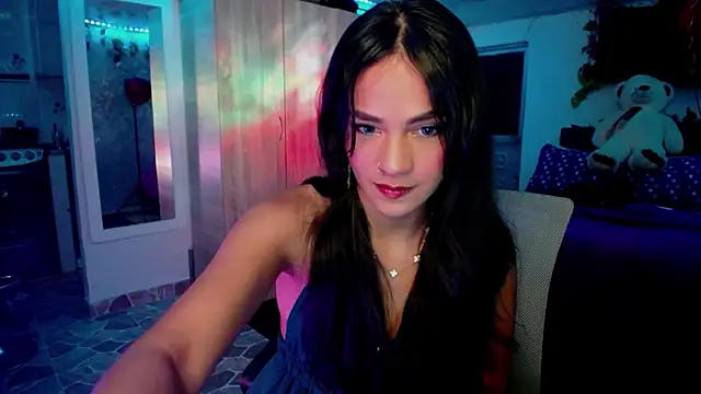 Snapshot of Samara_Homescapes chatting on 06-03-26, 03:40 Samara Homescapes online show from 06-03-26, 03:40