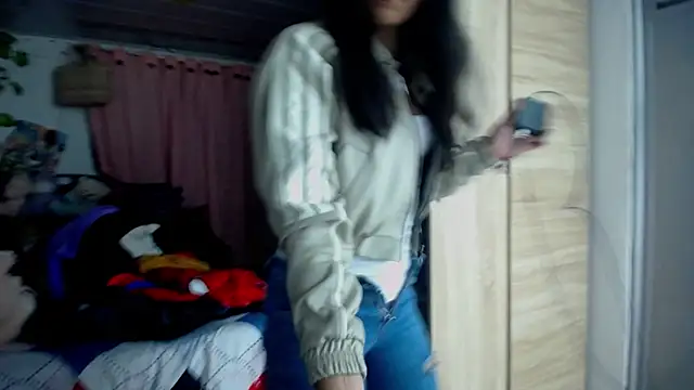 Samara Homescapes online show from 12-23-25, 04:45