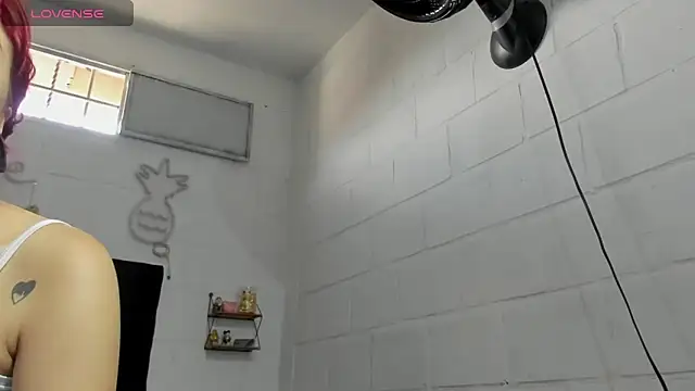 Snapshot of sexynova_93 chatting on 06-25-26, 04:12 sexynova 93 online show from 06-25-26, 04:12