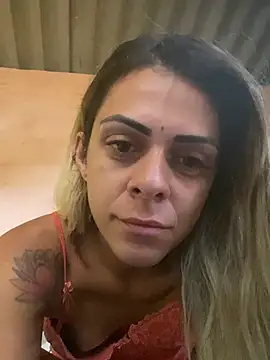 Snapshot of sabrinaneves chatting on 02-01-26, 02:15 sabrinaneves online show from 02-01-26, 02:15