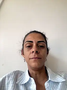 sabrinaneves online show from 04-18-26, 01:24