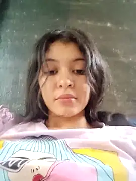 Soymaia online show from 11-27-25, 01:55