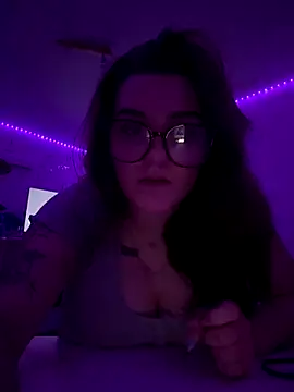 Diana Blum online show from 11-04-25, 06:44