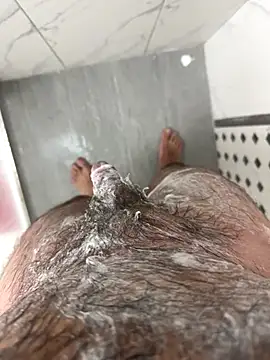 Snapshot of Lessless0606 chatting on 11-01-25, 01:56 Lessless0606 online show from 11-01-25, 01:56