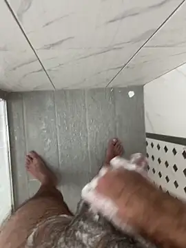 Snapshot of Lessless0606 chatting on 10-30-25, 10:46 Lessless0606 online show from 10-30-25, 10:46