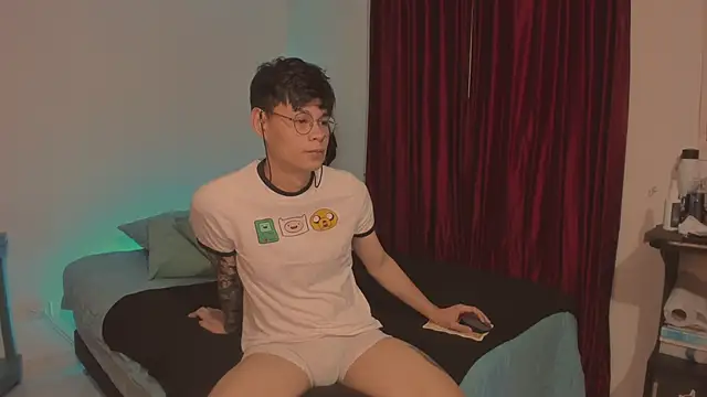 estmonnn online show from 12-02-25, 11:17